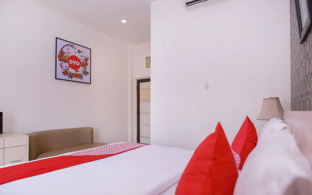 Capital O 854 Ub Caisar Hotel