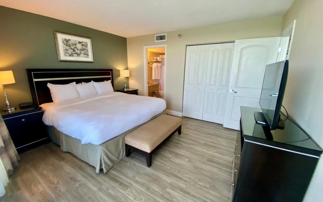 Radisson Suite Hotel Oceanfront