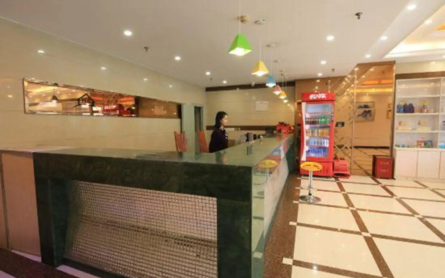 Hancheng Express Hotel (Anqing Railway Station Bus Station)