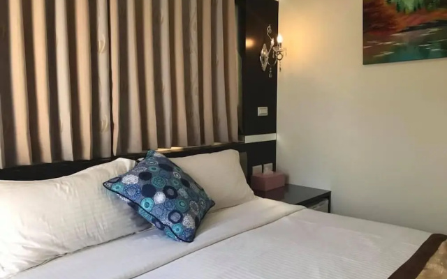 Lucky Bear Guesthouse
