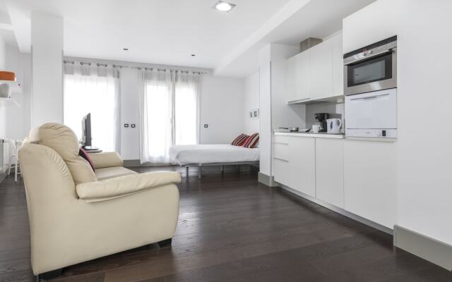 Gran Via Suites Boutique Apartments