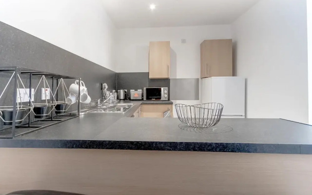 Modern Apartment In Dundee Near Museums, City Centre