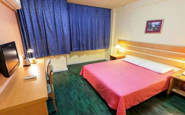 Home Inn Shanghai Nicheng Lingang Facility Industrial Park