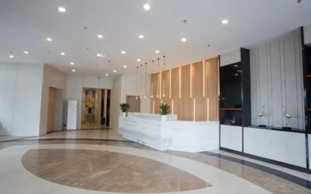 艺龙瑞云酒店(南京葛塘地铁站店)