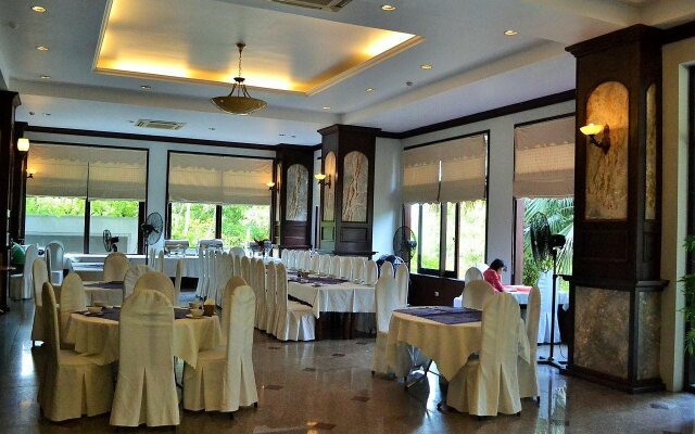 Hoa Binh Ha Long Hotel