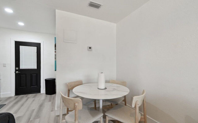 117 127th Ave E Unit 6