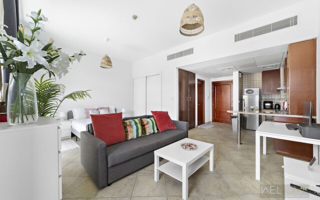 WelHome - Stylish Studio with Park Views in Regent House 2