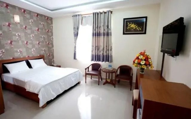 Tin Hoa Hotel 1