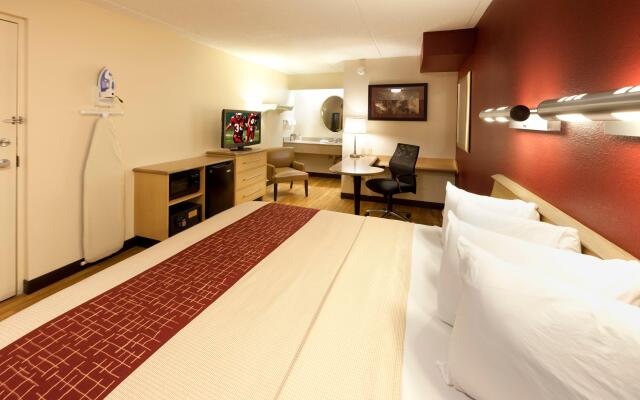 Red Roof Inn Charleston West - Hurricane, WV