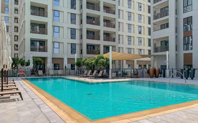 Creek Beach Roomy 3BR with terrace