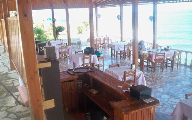 Servet Motel