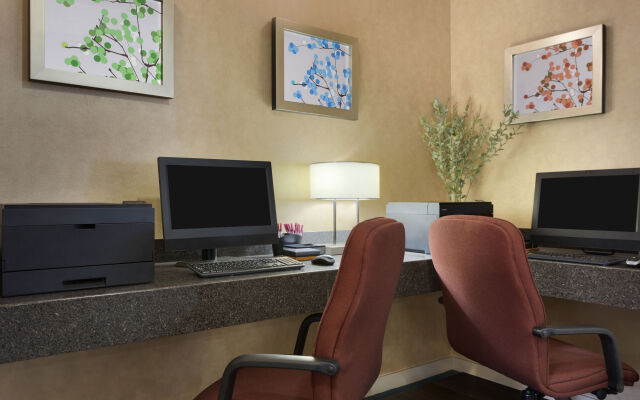 Residence Inn Houston The Woodlands / Lake Front Circle