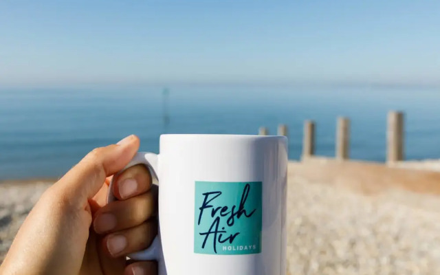 Seaside Retreat 2 Mins to Beach