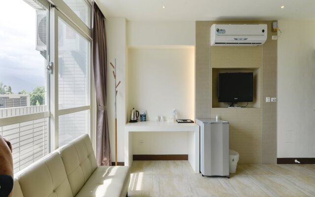 N22 Hostel