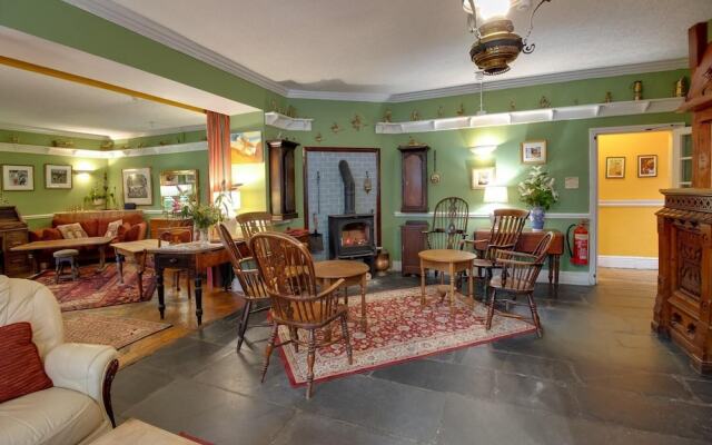 Wynnstay Hotel
