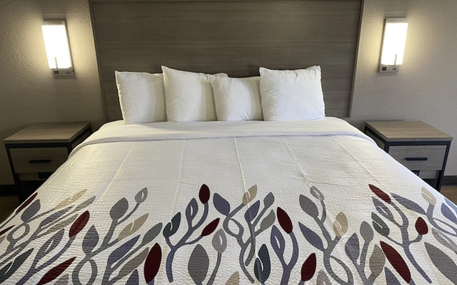 Red Roof Inn Jacksonville, AL