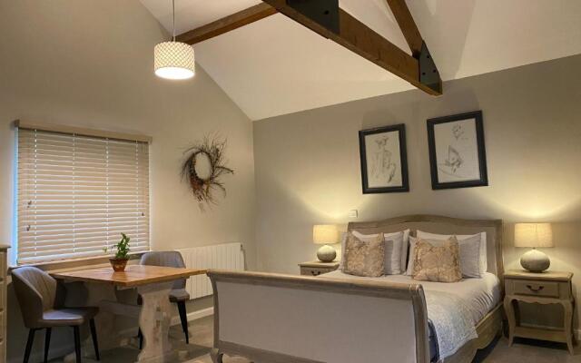 White House Farm - Beautiful Self Contained Courtyard Rooms