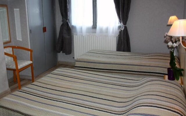 Hôtel-Restaurant les 2 Vallées