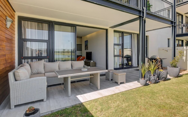 UniqueStay Paardevlei Square Apartment - Adults Only