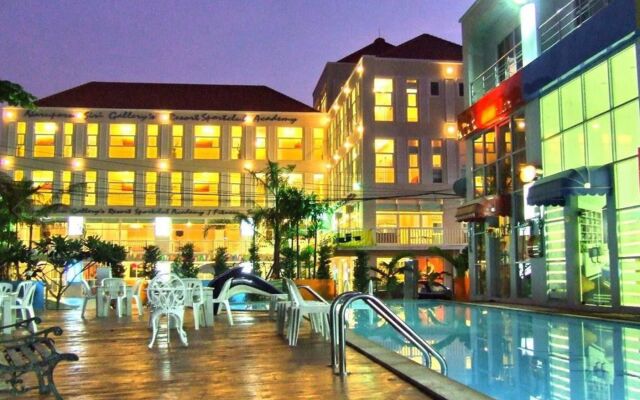 Nsiri Resort & Hotel