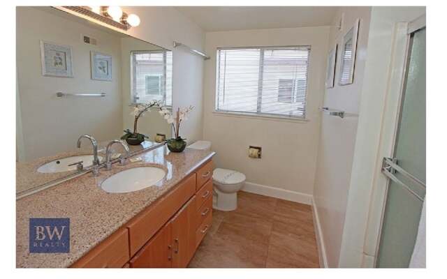 34th St B (68185)