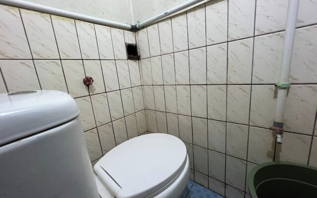 OYO 92675 Hotel Rosna