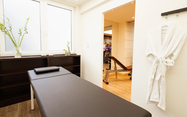 Best Western Plus Embassy