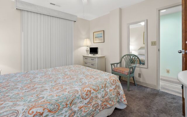 Sedgefield 102 by RedAwning