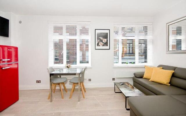 F1 Greek Street by City Living London