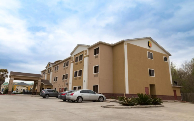 Red Lion Inn & Suites IAH Airport East