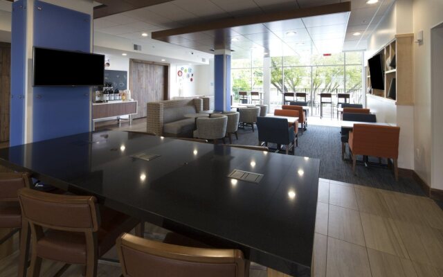 Holiday Inn Express And Suites Auburn by IHG