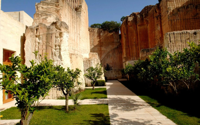 Cave Bianche Hotel
