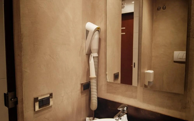 Crystal Lotus Hotel Yogyakarta