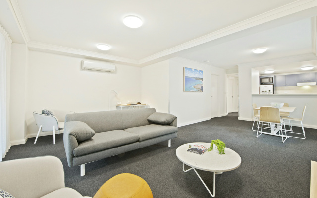 Plover - Executive Villa – Guest Rooms – Newcastle