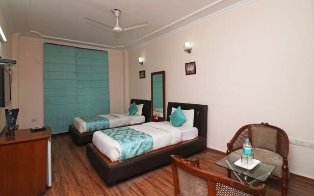 OYO 10585 Hotel Shubhdeep Aashiyana 2