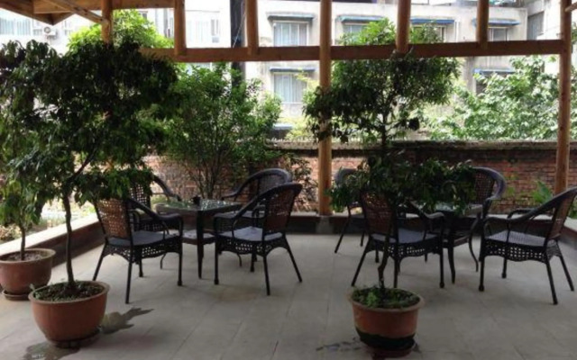 Leyijia Hotel