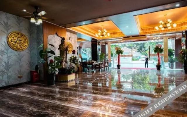 西双版纳景洪隆泰花园酒店(告庄星光夜市店)