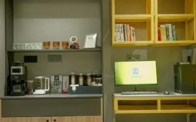 7Days Inn Hotel (Benxi Huanren Zhangyue Park )