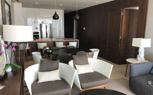 2BD Oceanfront Presidential Suite SCabo