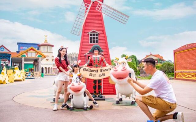 Knight's Hotel Europark Resort