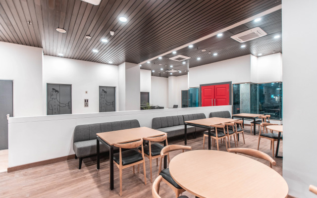 Oyo 1 Townhouse Hotel Salemba