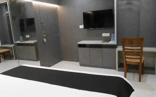 Hotel Radana by FabHotels