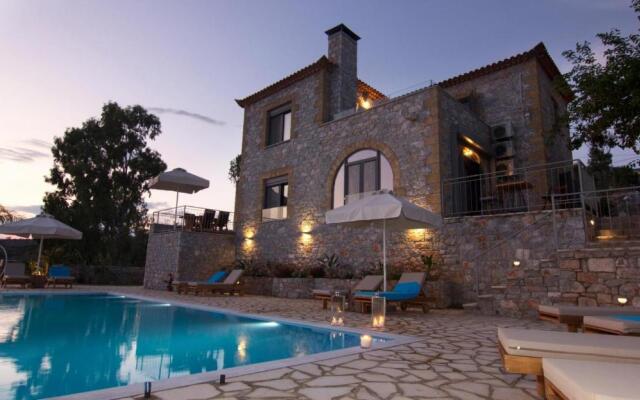 Aspasia Villa by Elrin Villas Mani