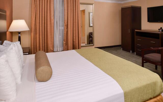 Best Western Courtesy Inn Hotel - Anaheim Resort at the Park