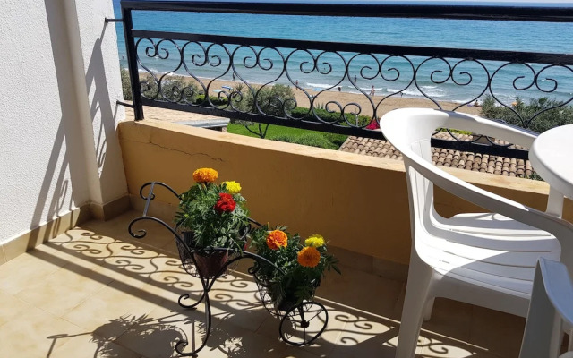 Corfu Glyfada Comfort 25