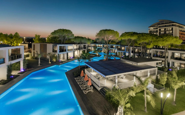 Trendy Lara Hotel