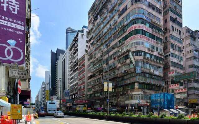 Hong Kong Astronaut's Hotel