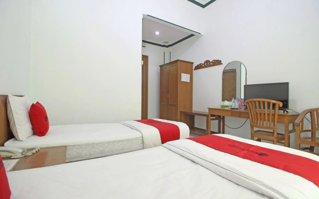 RedDoorz near XT Square Yogyakarta