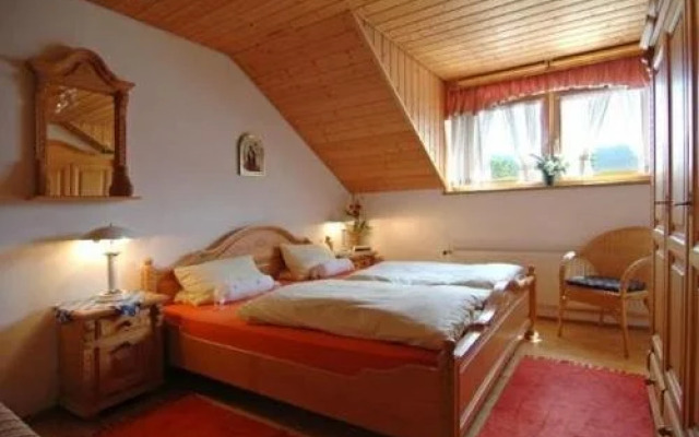 Almerhof - Waldferienhof Almer