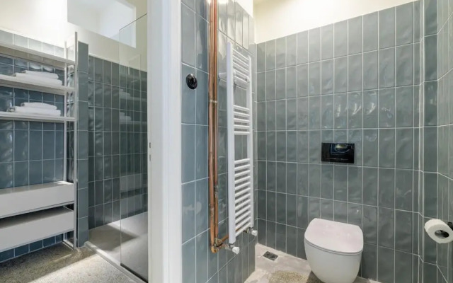 Apollonos Meno B C 12 ppl